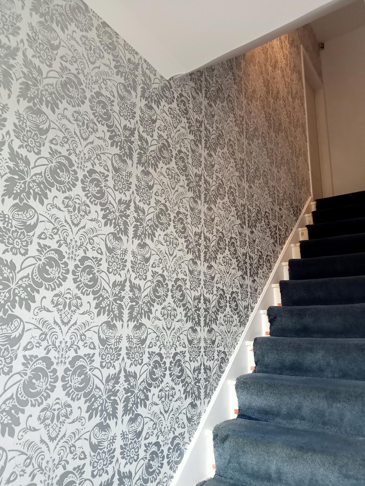 wallpaper hanging Southgate, N14